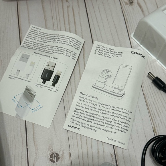 Apple Watch, iPhone and AirPod Charging Station - Picture 4 of 8